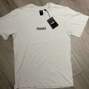 NWT Men’s Former Merchandise Brand T-Shirt - Light Gray. SIZE S